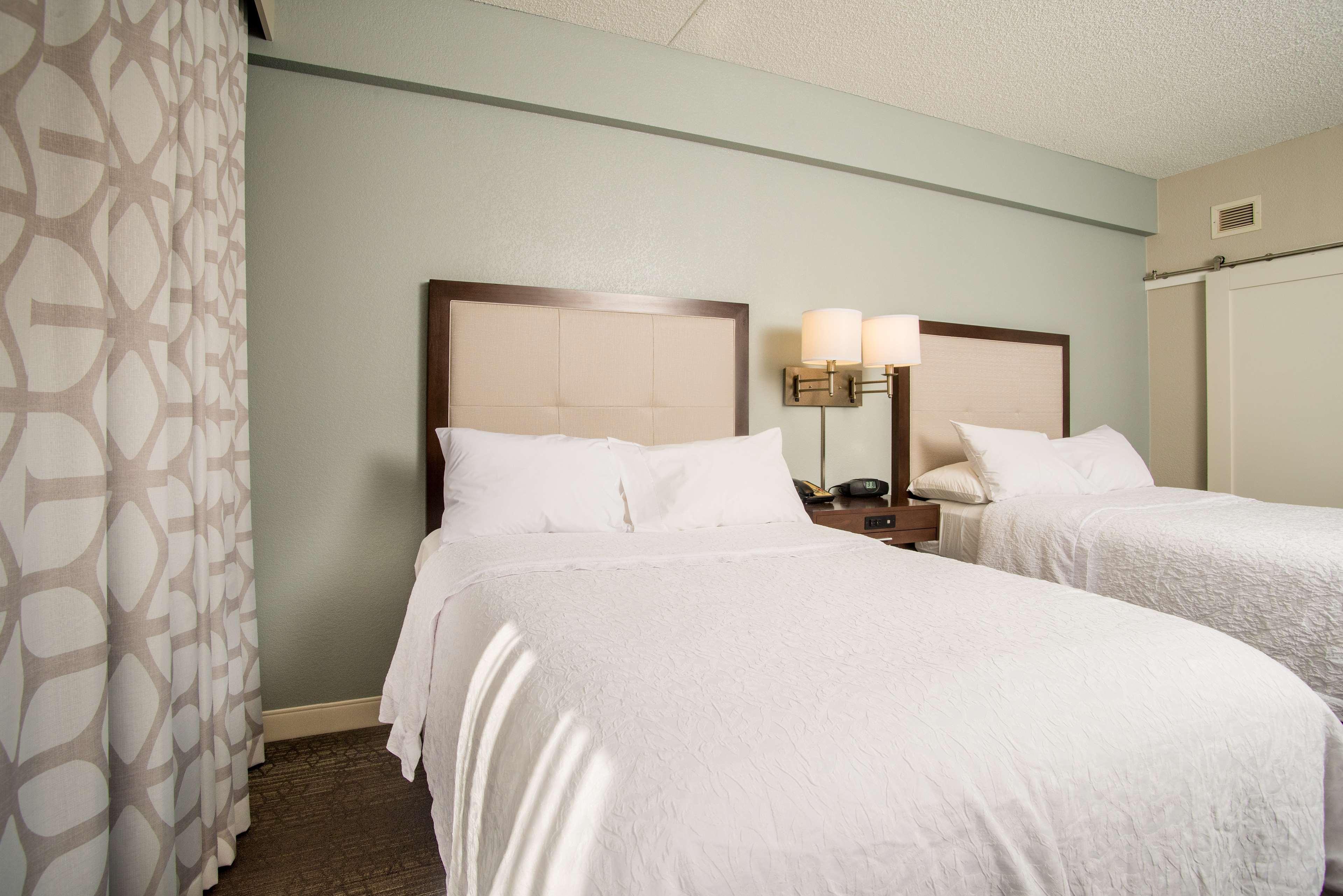Hampton Inn Joplin Exterior photo
